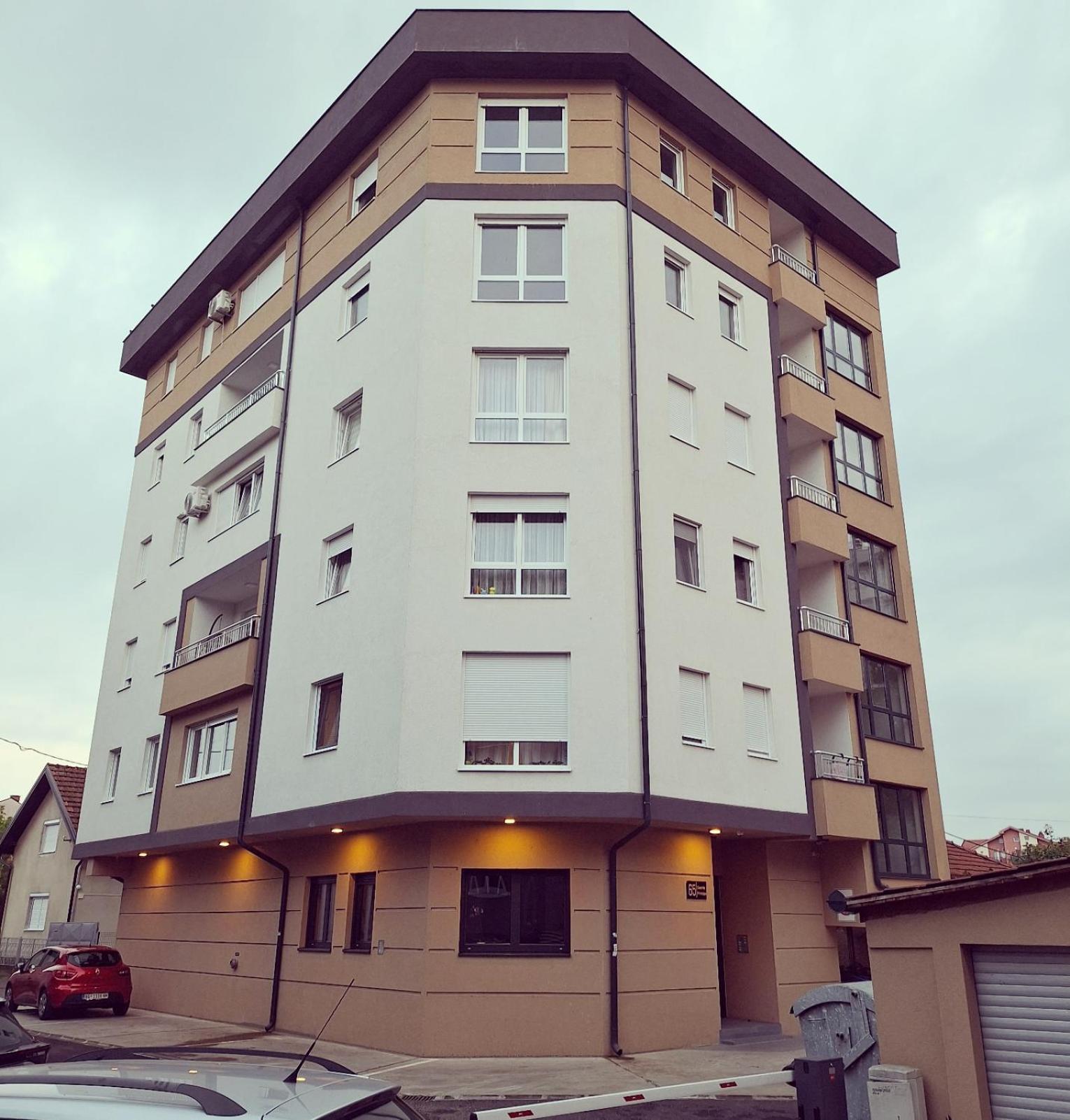 Azimut Apartman Bijeljina Luaran gambar