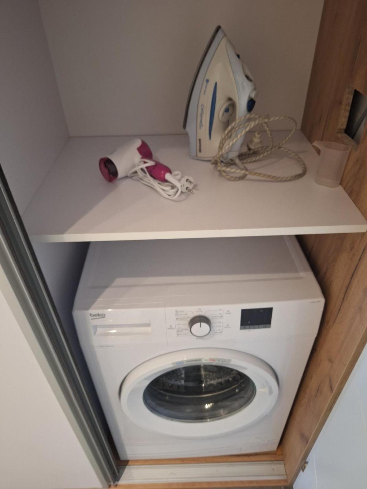 Azimut Apartman Bijeljina Luaran gambar